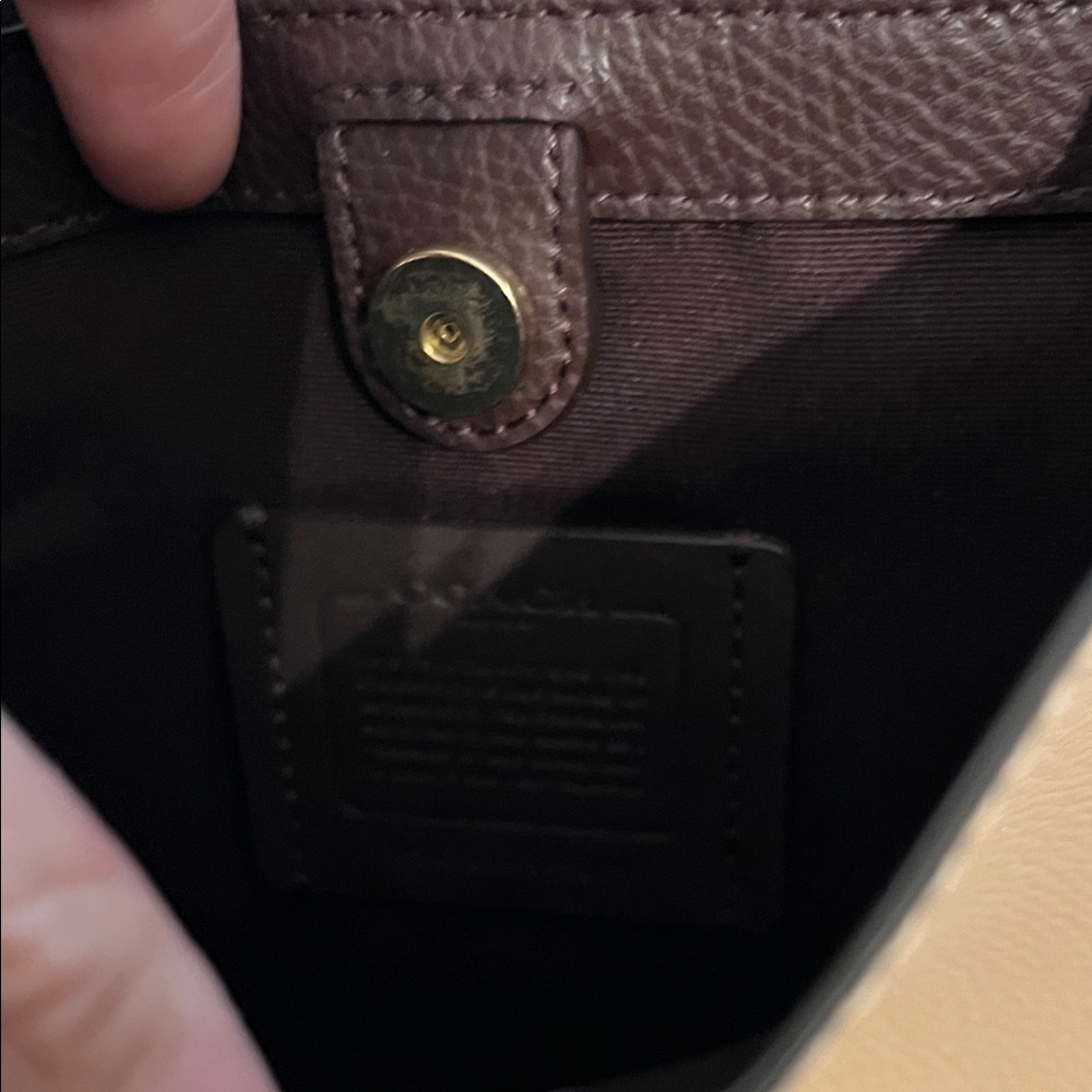Coach bucket Leather Shoulder Bag - Picture 10 of 15